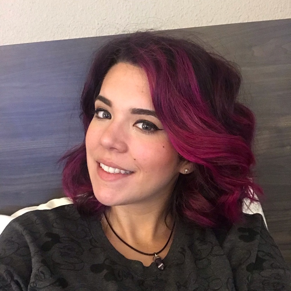 Meet your Posher, Roxanna